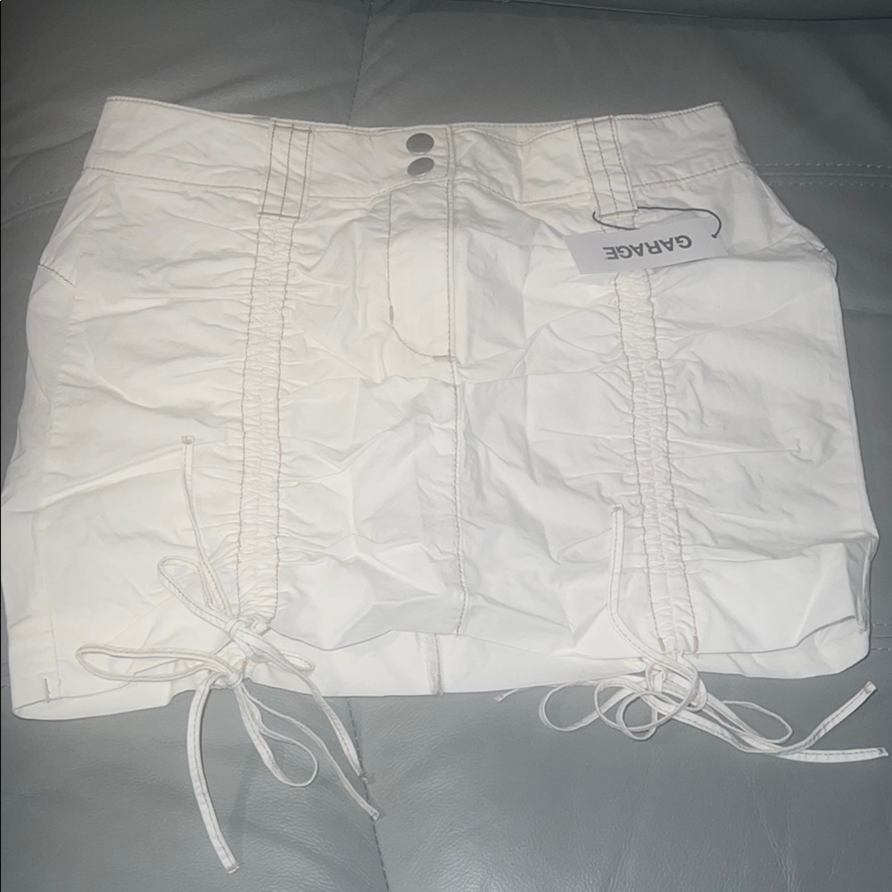 Garage White adjustable Mini Skort NWT